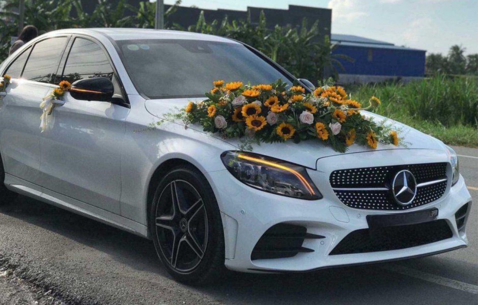 Dịch vụ xe hoa cưới